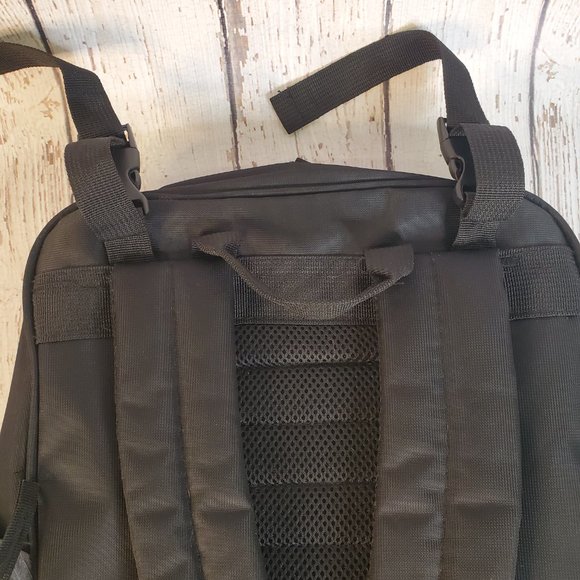 Eddie Bauer Atlas Backpack Black with Insulated side pouch, Magnetic closure - Picture 9 of 16